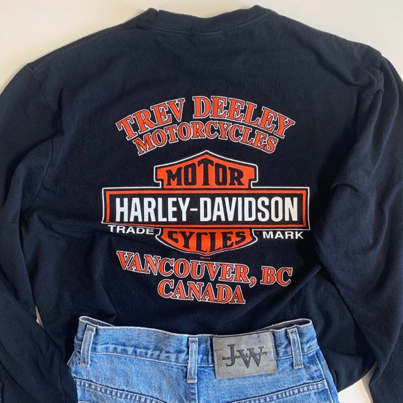 Harley-Davidson Tops - Harley-Davidson motorcycles black long sleeve